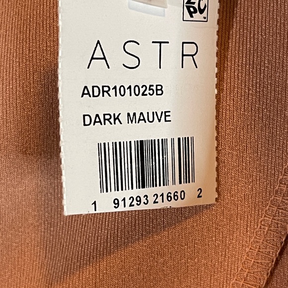 NWT ASTR Virginia square neck shoulder padded ruched bodycon midi dress size S - Picture 5 of 7